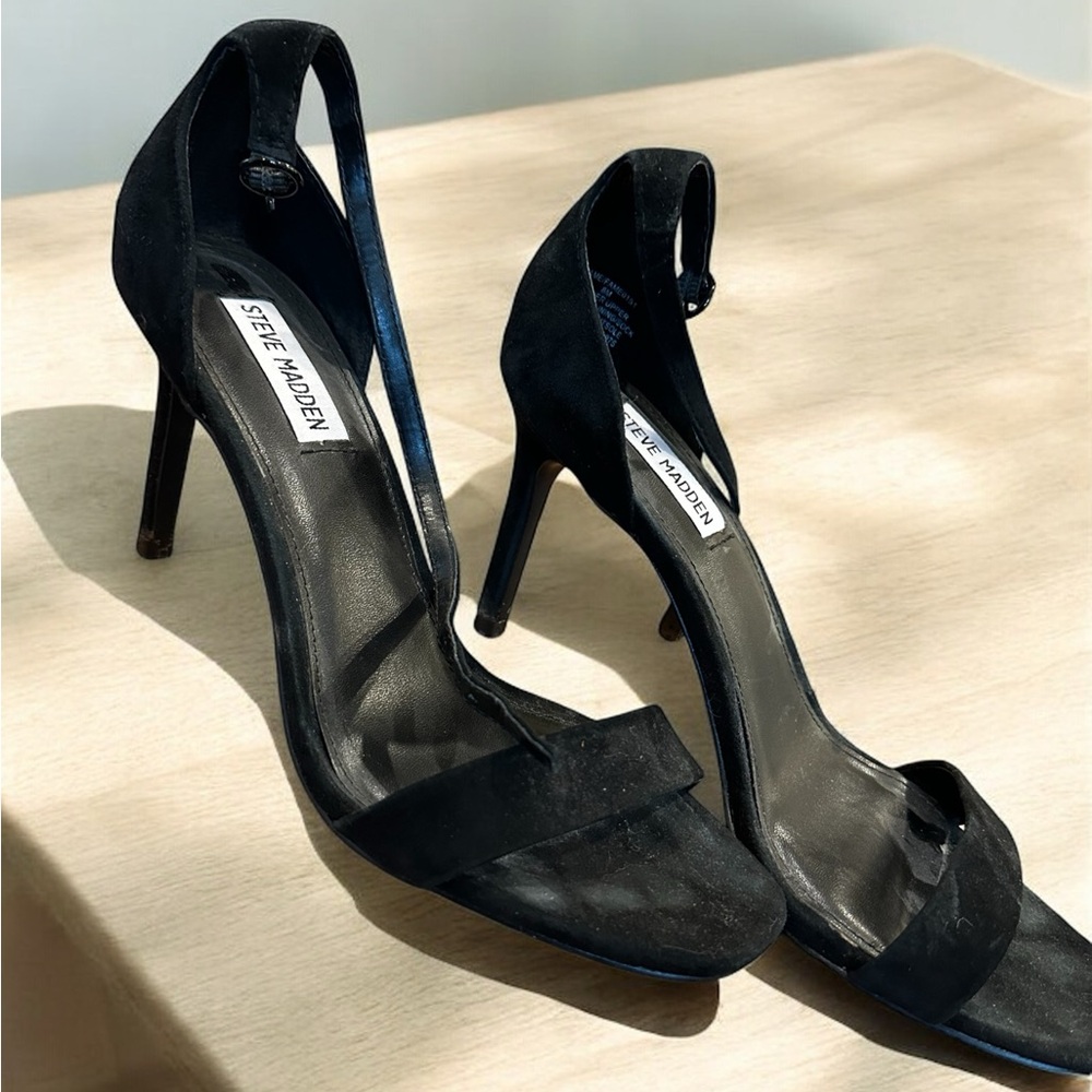 Steve Madden size 8, suede, strappy, high heel formal shoes.